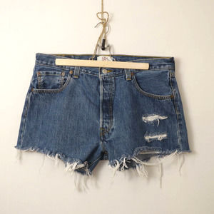 Levis 501 Vintage Button Fly Distressed Jean W36